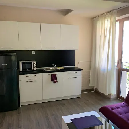 Apartment ели *