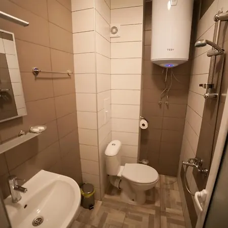 ели Apartment